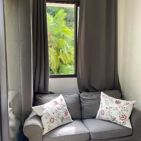 ベッド・アンド・ブレックファスト L'auberge De La Goutille