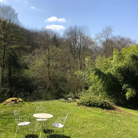 ベッド・アンド・ブレックファスト L'auberge De La Goutille